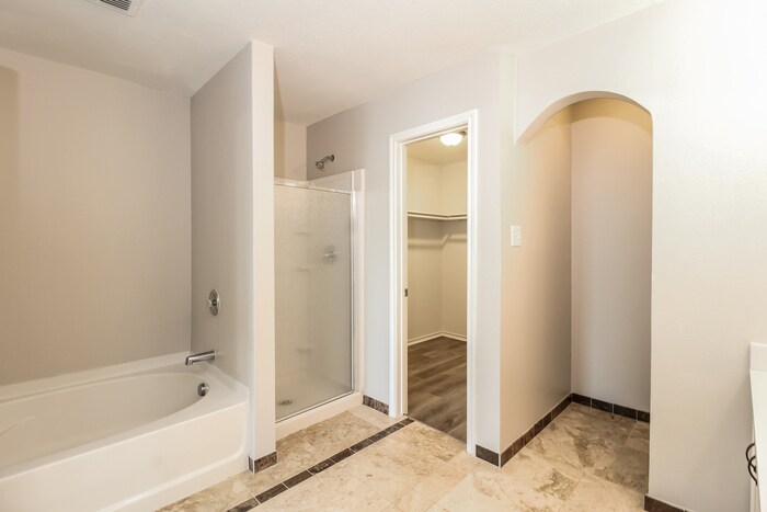 Building Photo - 1321 Scenic Hills Dr