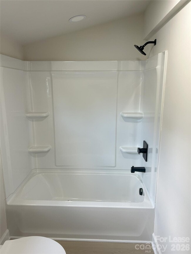 Building Photo - 303 S Main St