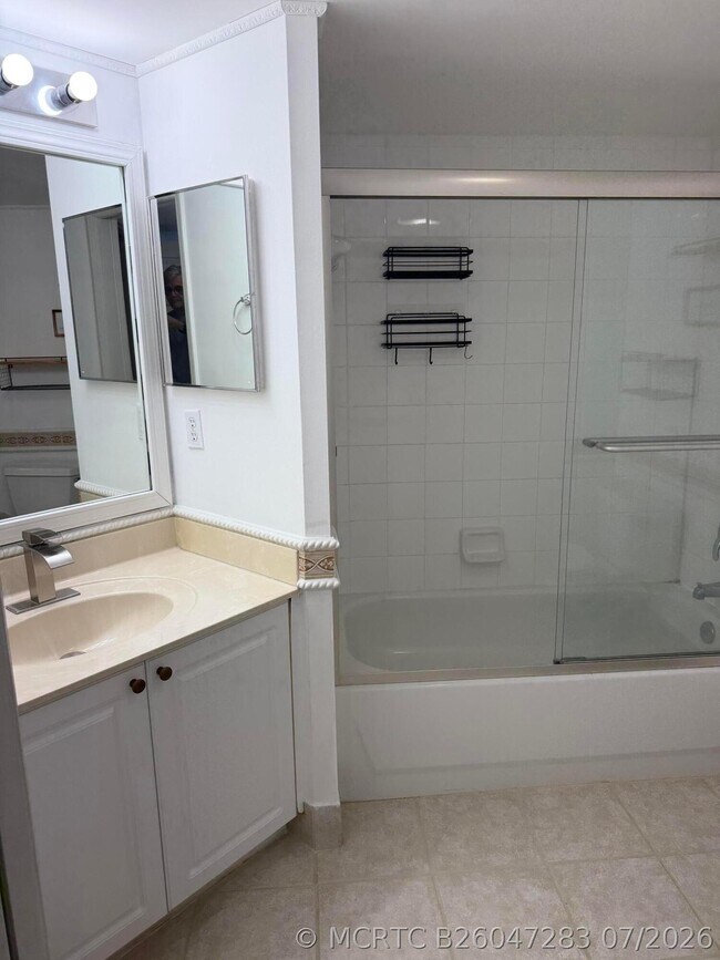 Building Photo - 1503 Crestwood Ct S