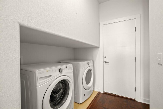 Building Photo - 8904 Parker Ranch Cir