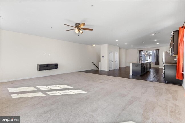 Building Photo - 9717 Tealbriar Dr