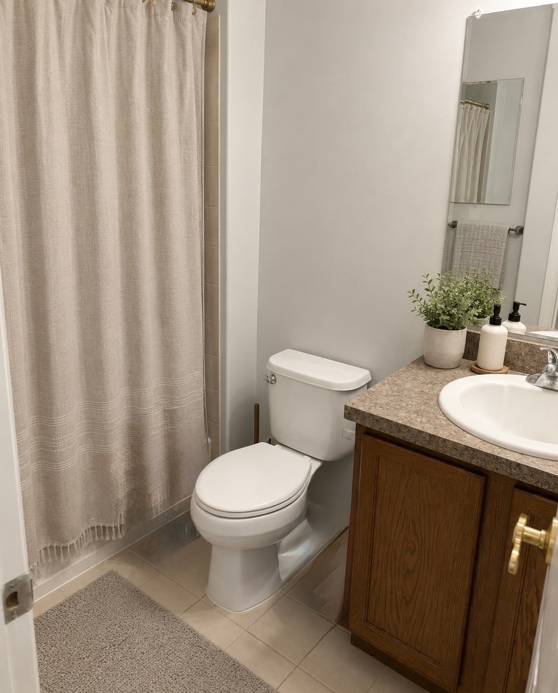 Bathroom - 131 Meridian Blvd
