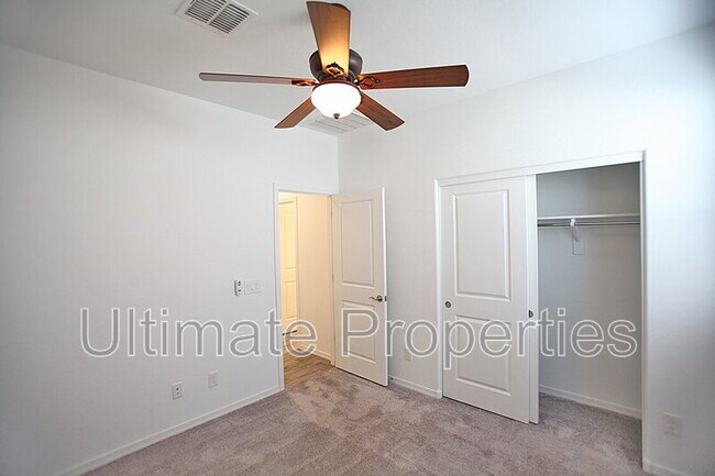 Building Photo - 12624 W Nogales Dr