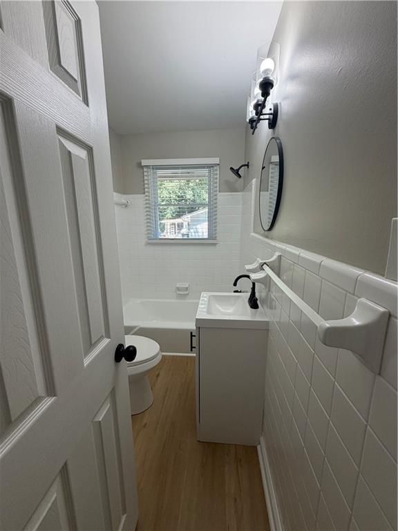 Building Photo - 3269 Dodson Dr
