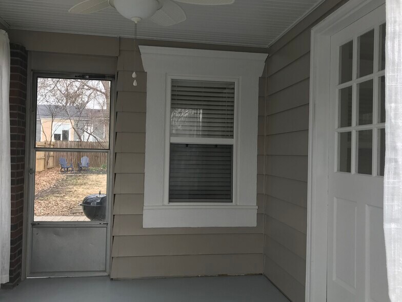 Building Photo - 5214 Cedar St