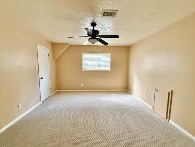 Building Photo - 5231 Alamosa Ln