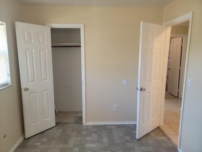 Building Photo - 3105 Langston Dr