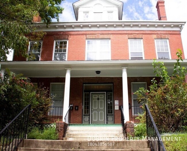 Building Photo - 2000 Lakeview Ave