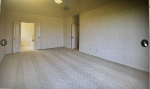 Building Photo - 18122 Glenlyon Dr
