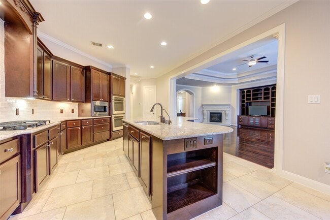 Building Photo - 4711 Derbywood Glen Ln