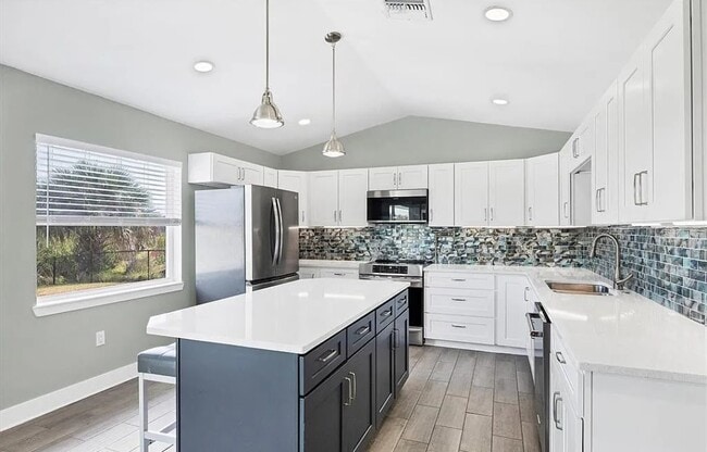 Building Photo - 9492 Galaxie Cir