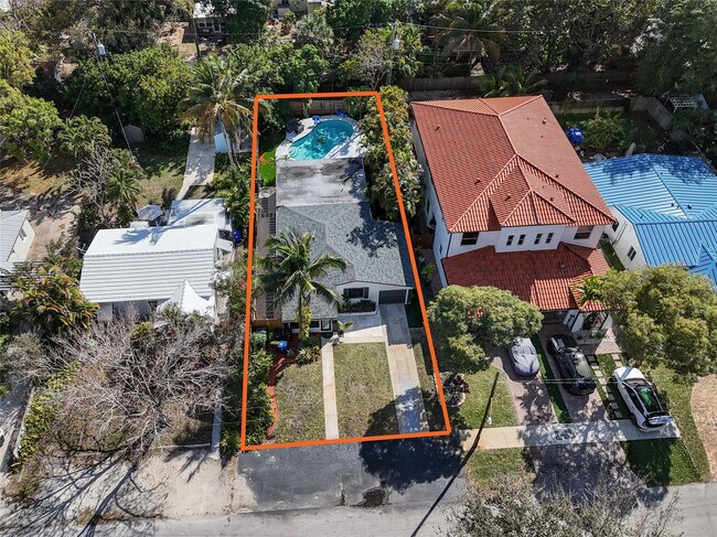 Building Photo - 508 SW 13th St
