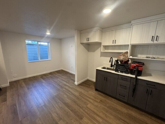 Building Photo - 2804 W 2710 N