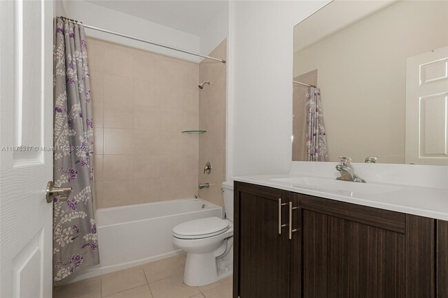 Building Photo - 152 SW 185th Way