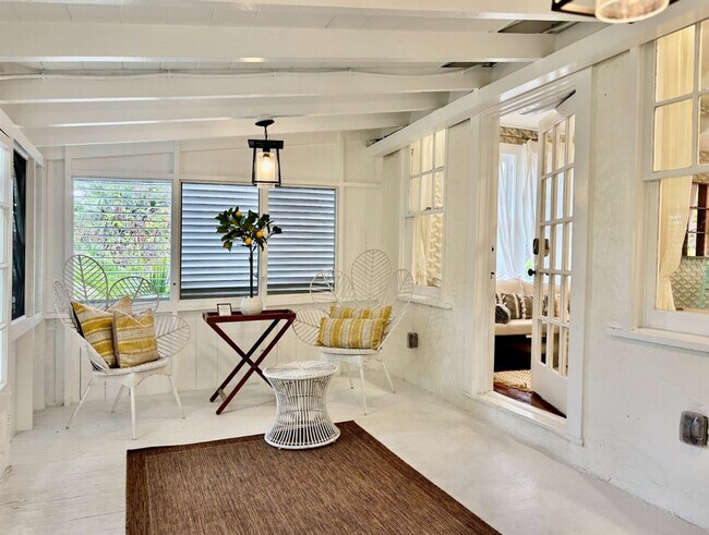 Building Photo - 446 27th St