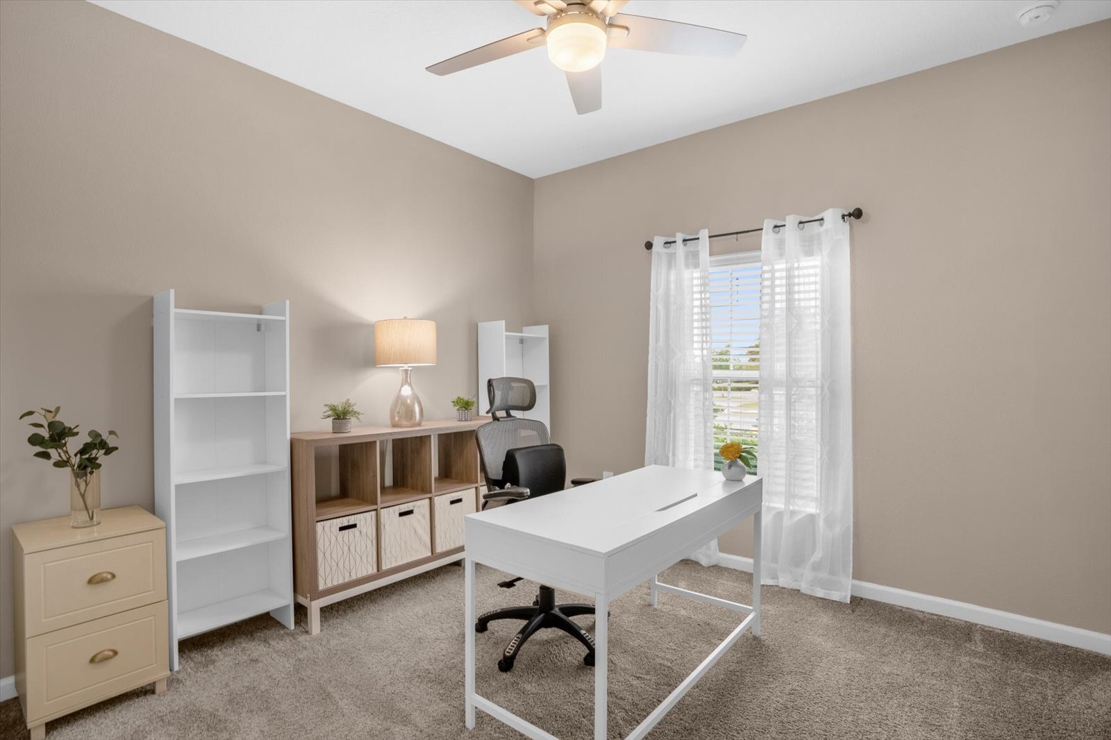 Building Photo - 1820 Church Lake St