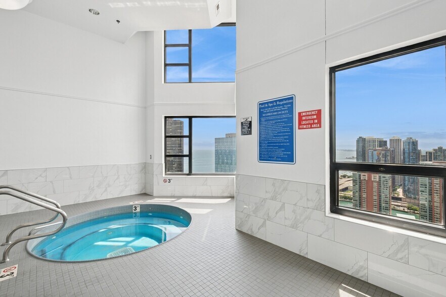 Building Photo - 401 E Ontario St