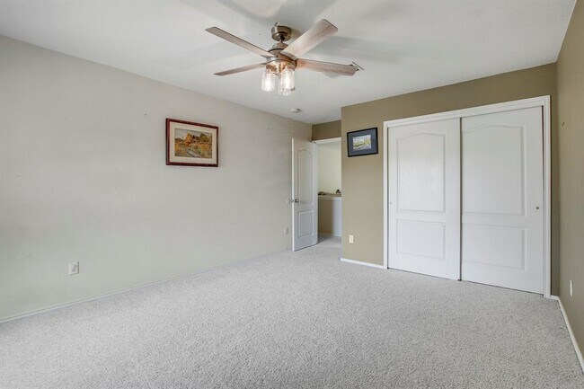 Building Photo - 1625 Balsam Way