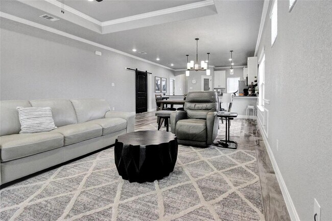 Building Photo - 7307 Diamond Dove Dr