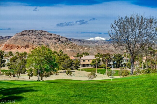 Building Photo - 121 Standing Stone St