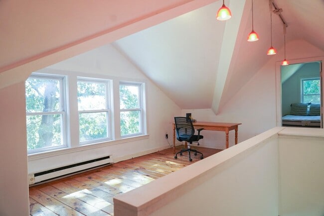 Building Photo - 9 Pulvers Ln