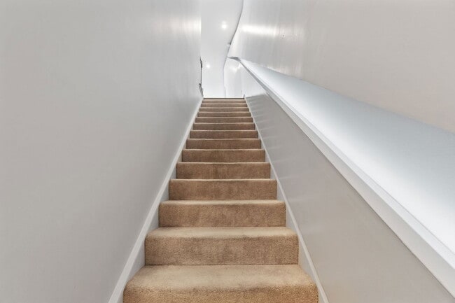 Building Photo - 8121 Wistar Creek Dr