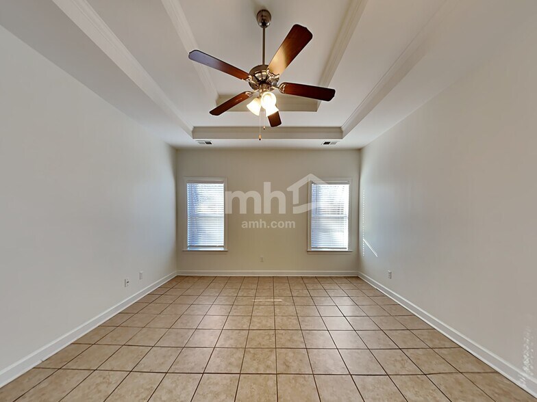 Building Photo - 7501 Mary Dr