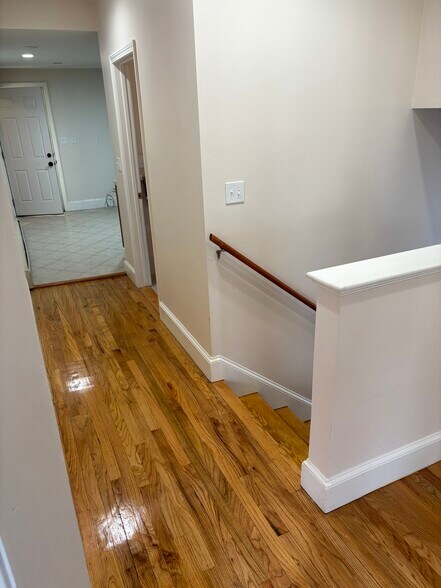 Building Photo - 7 Greenheys St