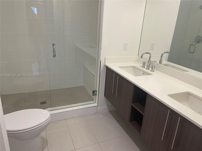 Building Photo - 7661 NW 107th Ave