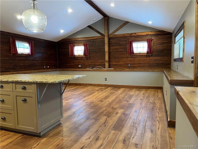 Building Photo - 2563 NY-302