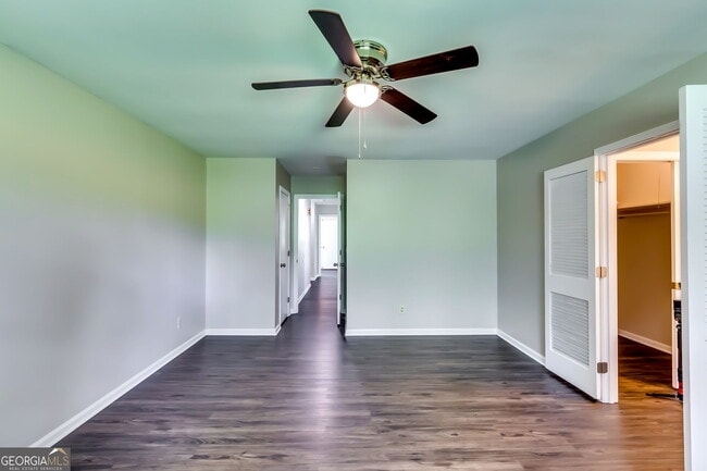 Building Photo - 4342 Riverwood Cir