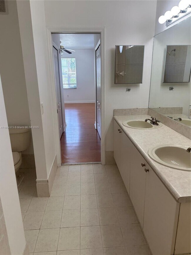 Building Photo - 4311 SW 160th Ave