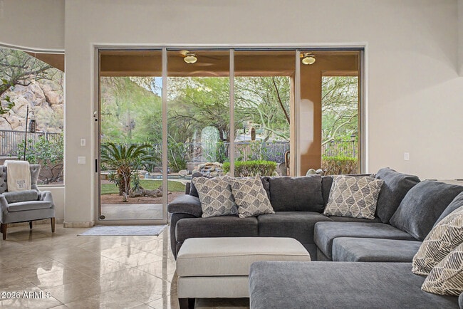 Building Photo - 14598 E Corrine Dr