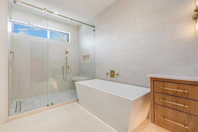 Building Photo - 4203 Normandy Ave