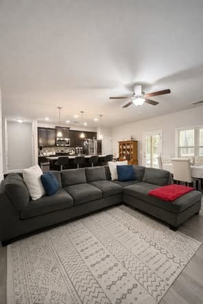 Building Photo - 8 Willowrun Dr