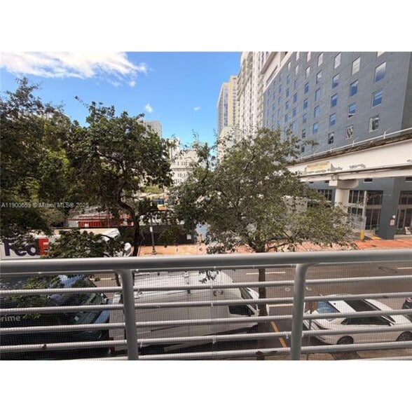 Building Photo - 133 NE 2nd Ave