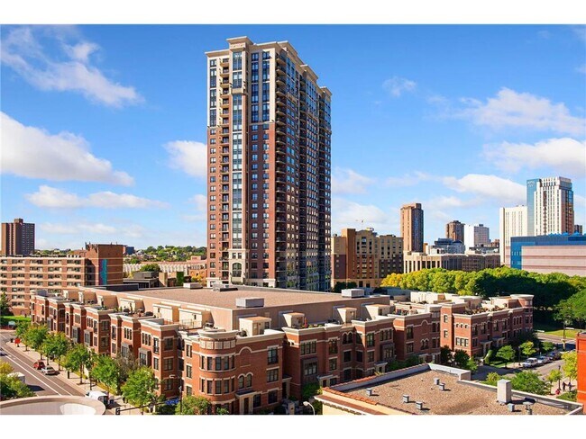 Building Photo - 500 E Grant St