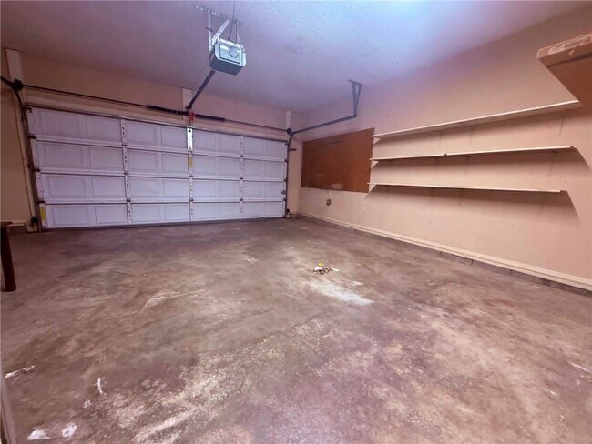 Building Photo - 3761 N Whippoorwill Ct