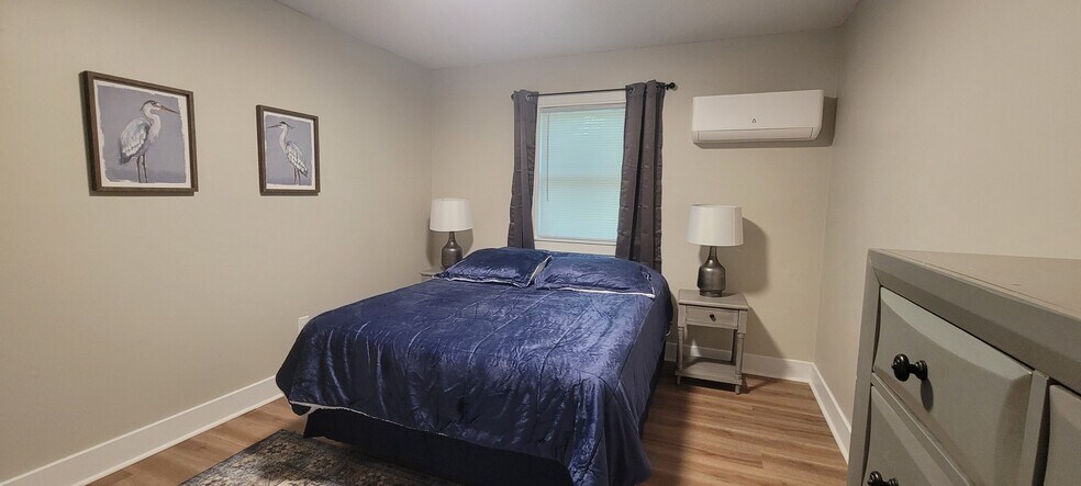 Building Photo - 405 Blyth Rd