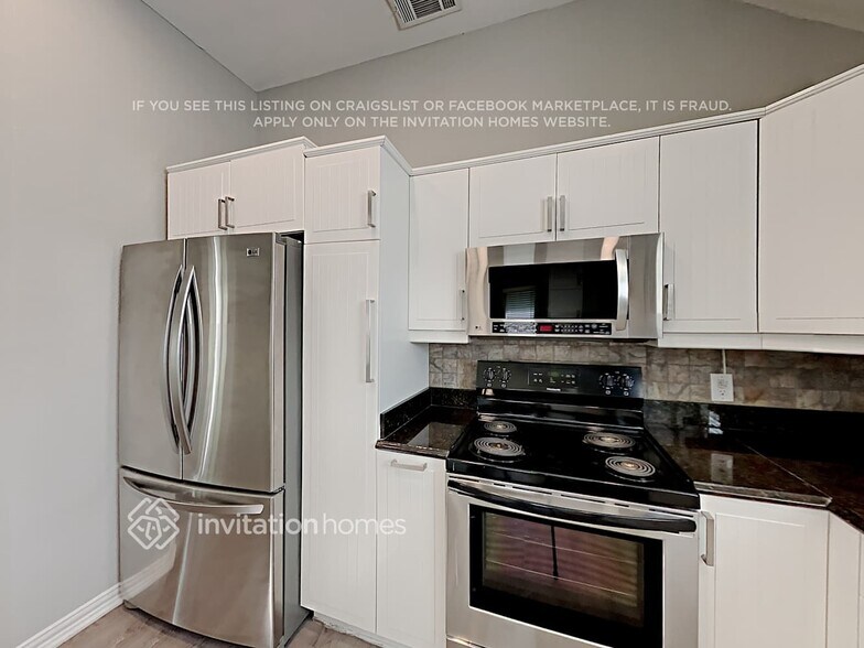 Building Photo - 7121 Timberlane Dr