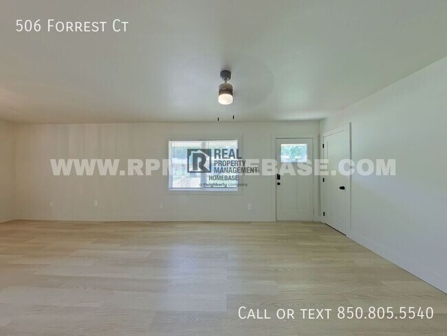 Building Photo - 506 Forrest Ct