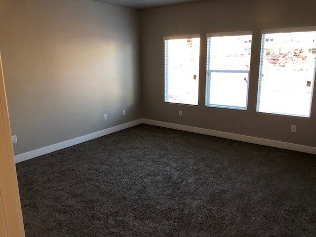 Building Photo - 3378 E Crimson Ridge Dr