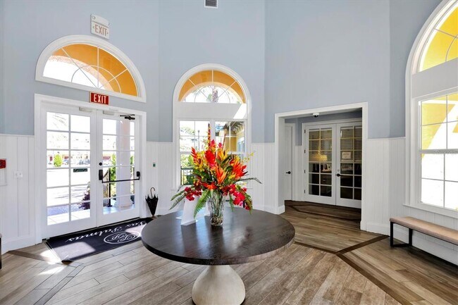Building Photo - 5691 Bentgrass Dr