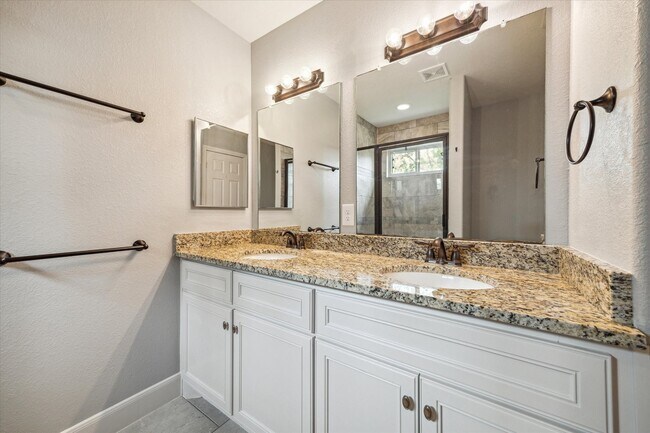 Building Photo - 4916 Talina Way