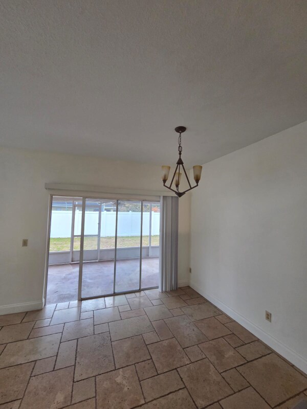 Building Photo - 1916 Windsor Oak Dr