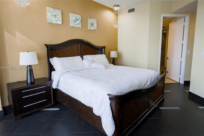 Building Photo - 18201 Collins Ave