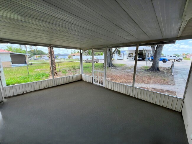 Building Photo - 1020 Pisgah Pl
