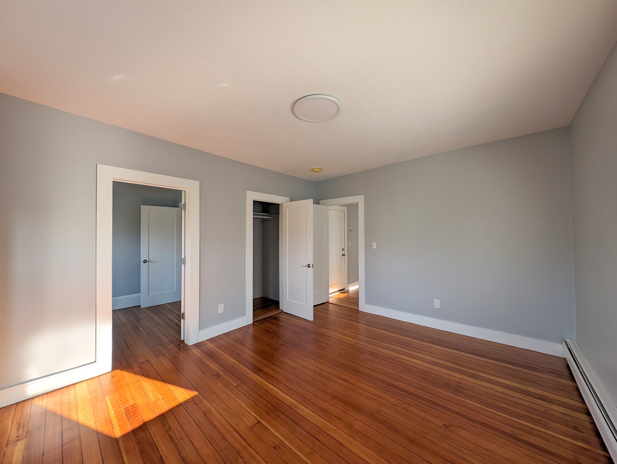 Building Photo - 356 Somerville Ave