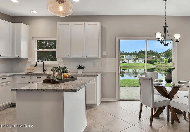 Building Photo - 1674 Hawkins Cove Dr E