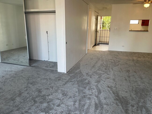 Building Photo - Victoria Plaza - Makiki/Punchbowl - 2/2/1 ...